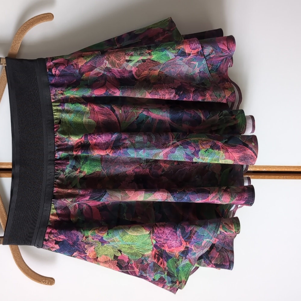 Lululemon Court Rival High-Rise Skirt 2 Vivid Floral Tone Multi